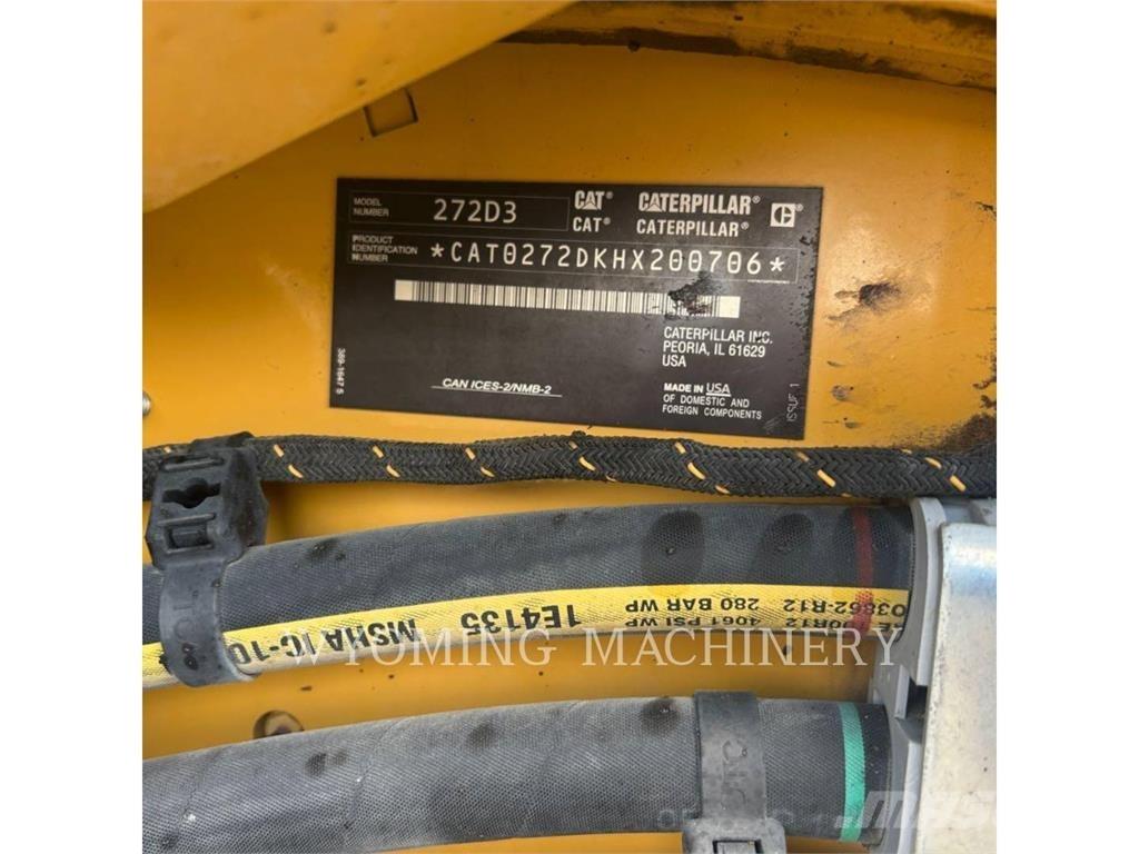 CAT 272D3 Minicargadoras