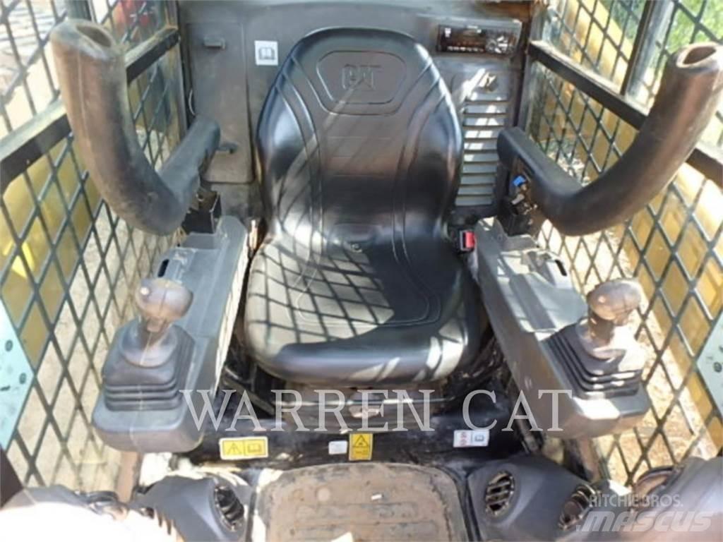CAT 272D3 C3H1 Minicargadoras