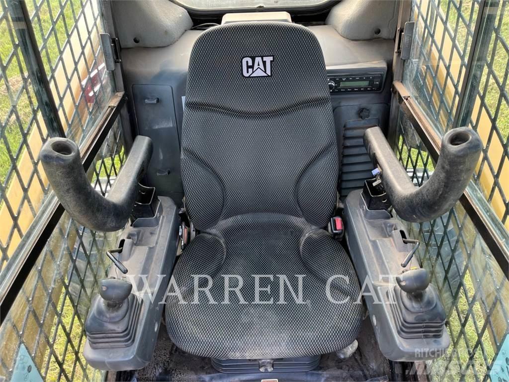 CAT 272D3 C3H3 Minicargadoras