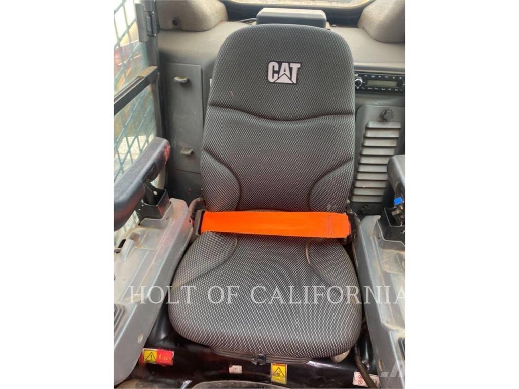 CAT 299 HF Minicargadoras