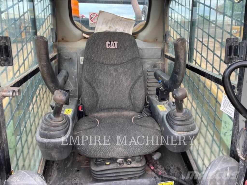 CAT 299D2 CA Minicargadoras