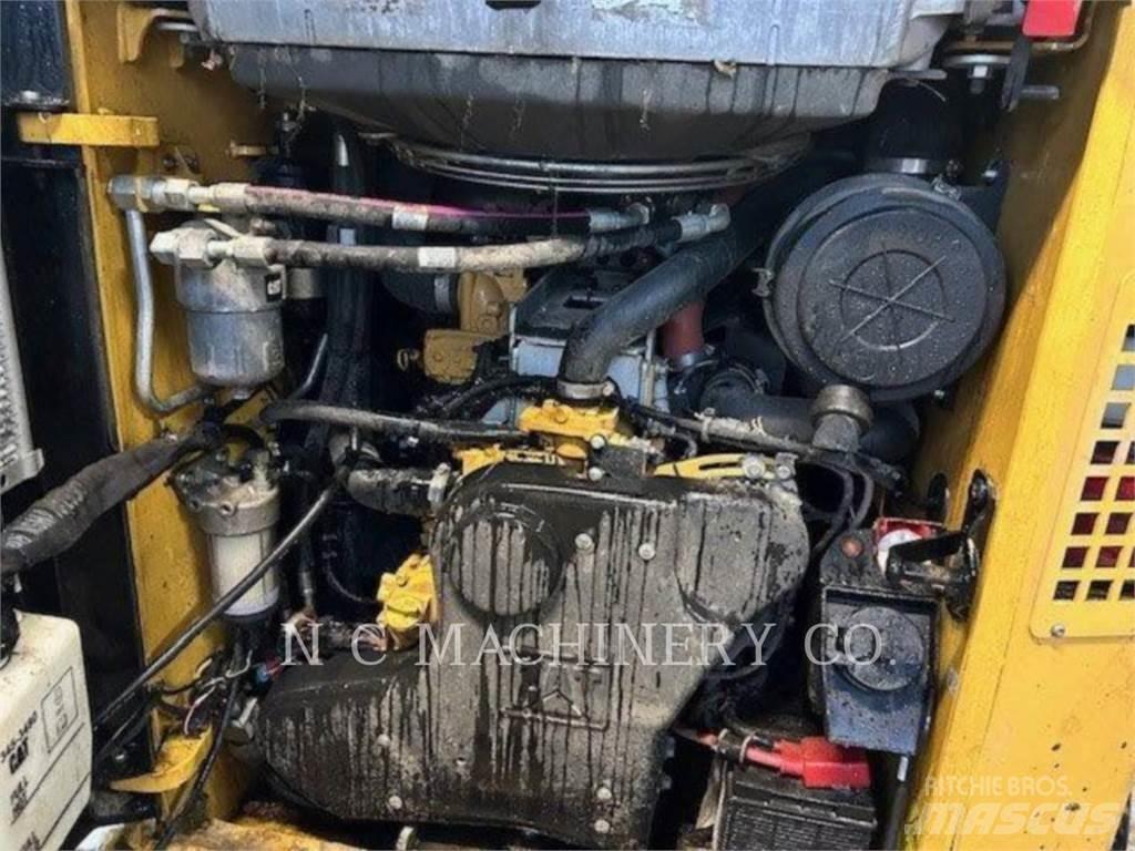CAT 299D2 XHP Minicargadoras