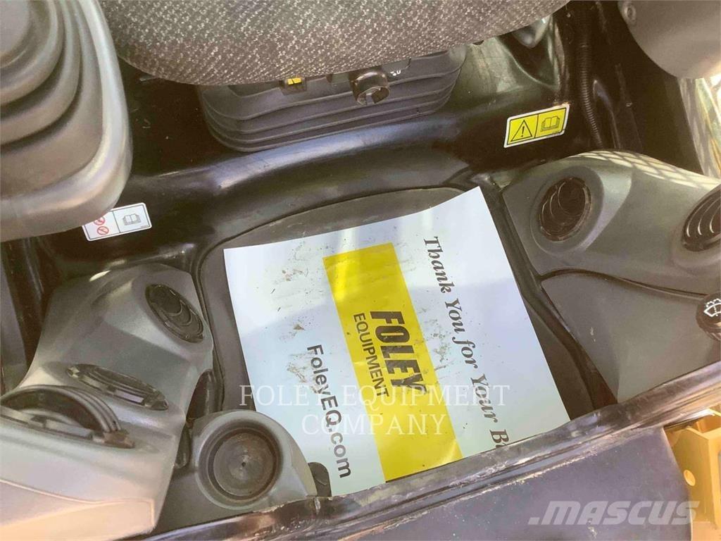 CAT 299D2XHP Minicargadoras