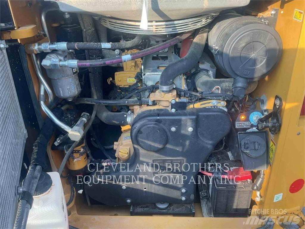 CAT 299D3XE Minicargadoras