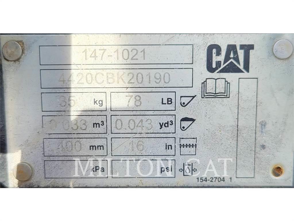 CAT 301 16 DIG BUCKET Cucharones