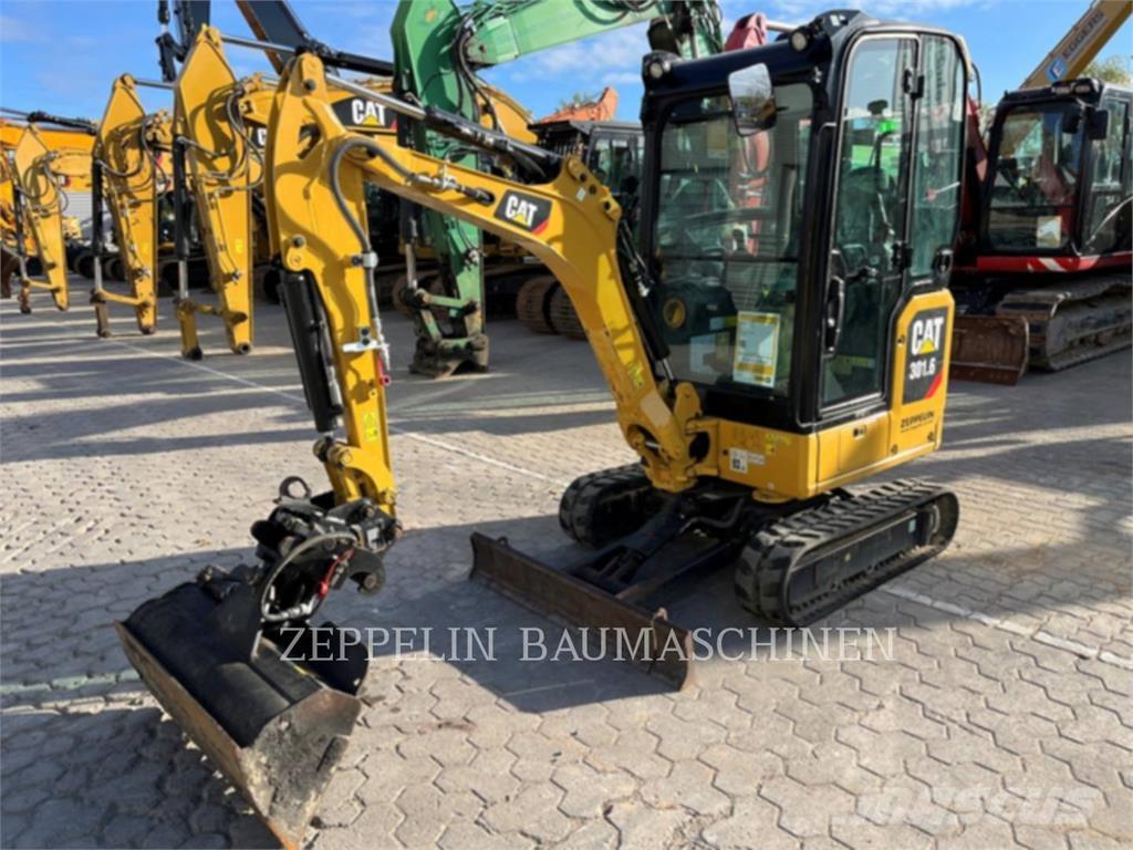 CAT 301.6-05A Excavadoras de cadenas