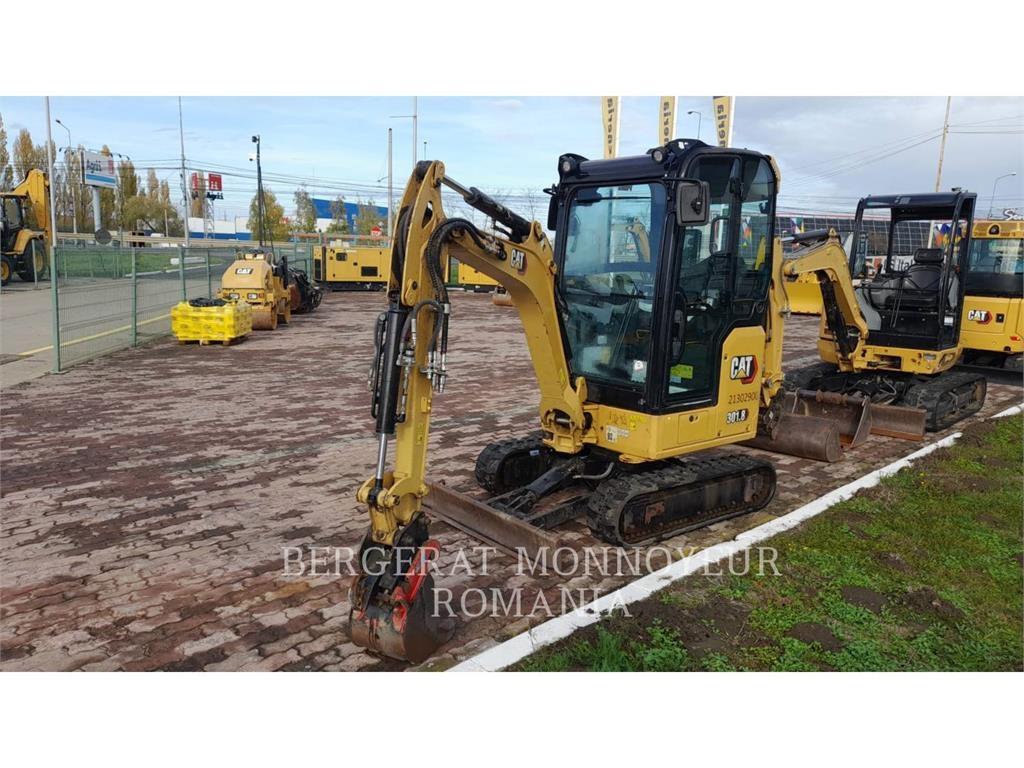 CAT 301.8-05 Excavadoras de cadenas