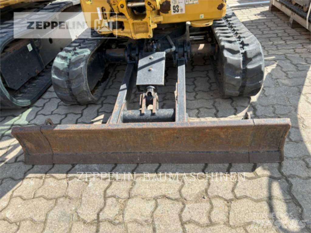 CAT 301.8-05A Excavadoras de cadenas