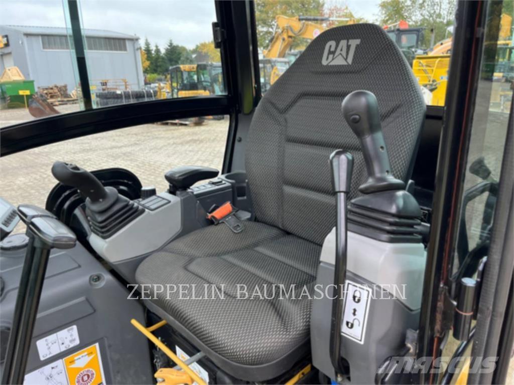 CAT 301.8-05A Excavadoras de cadenas