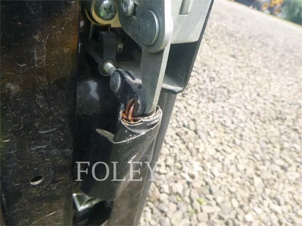 CAT 302-05CR Excavadoras de cadenas