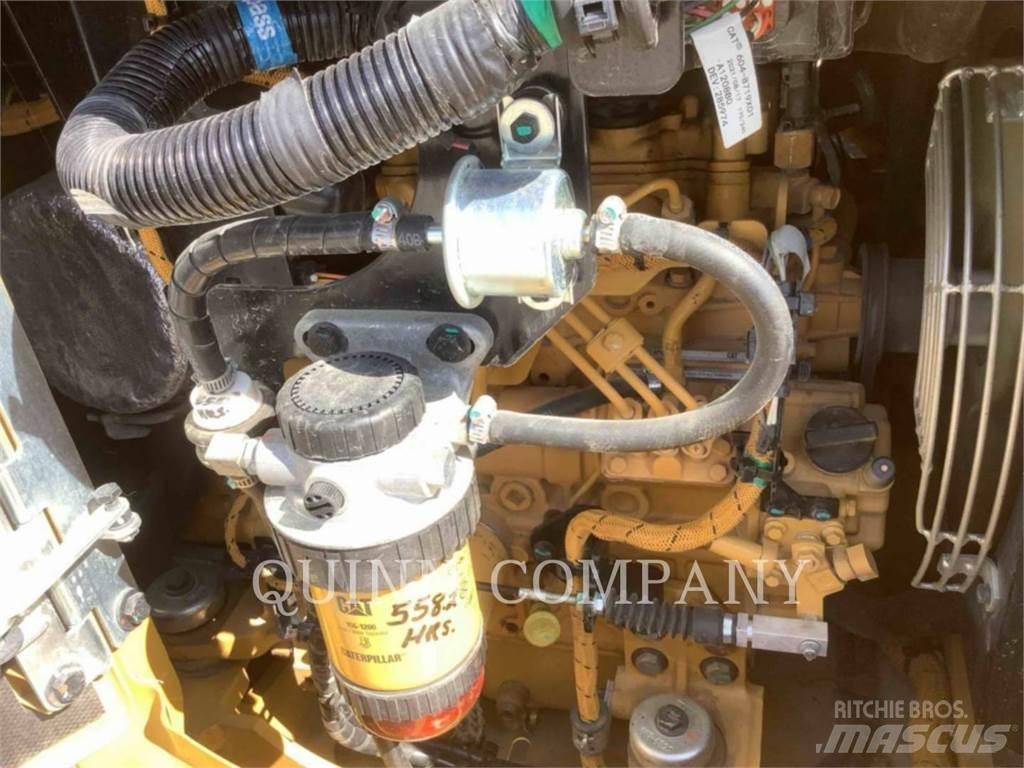 CAT 302.7 Excavadoras de cadenas