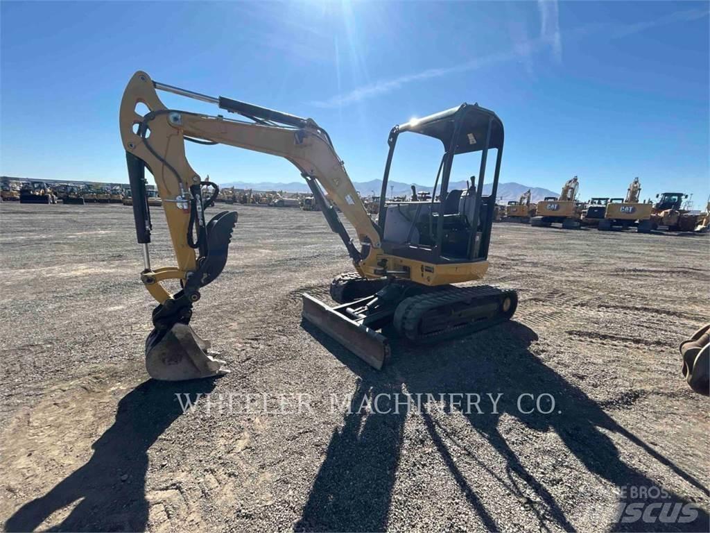CAT 302.7DC1TH Excavadoras de cadenas
