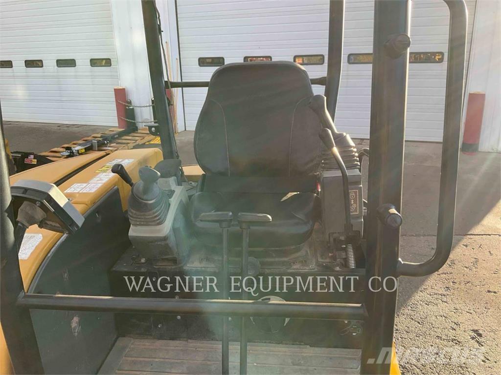 CAT 303.5E2 Excavadoras de cadenas