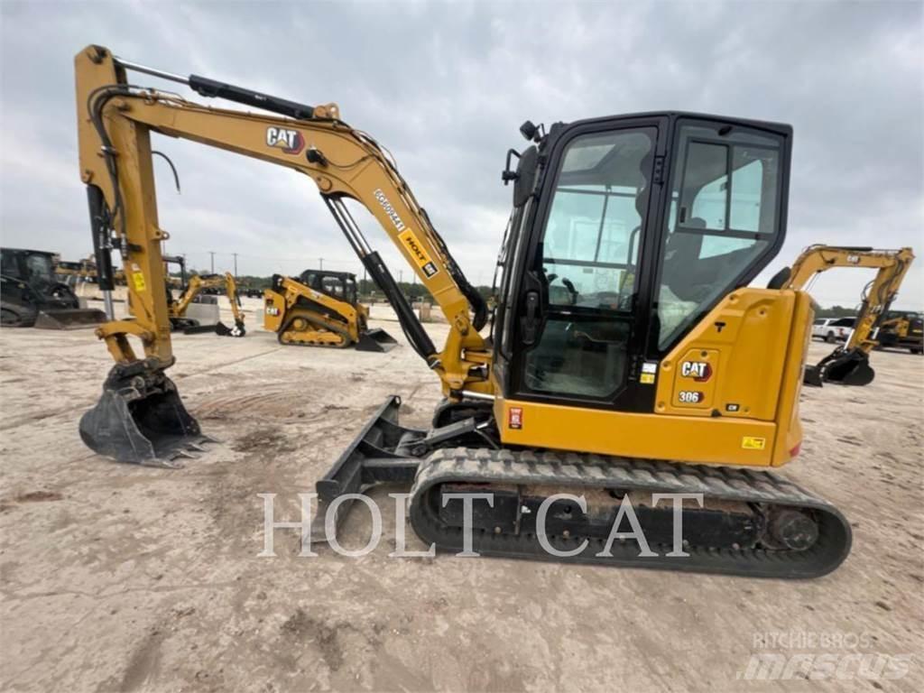 CAT 306 CR Buldozer sobre oruga