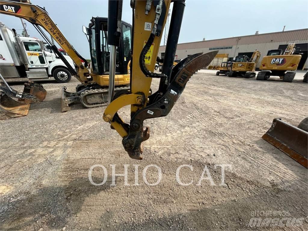 CAT 30607CR Mini excavadoras < 7t