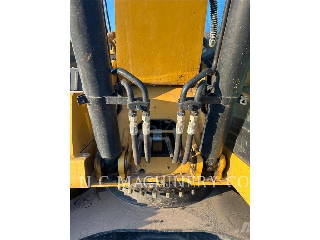 CAT 320 Excavadoras de cadenas