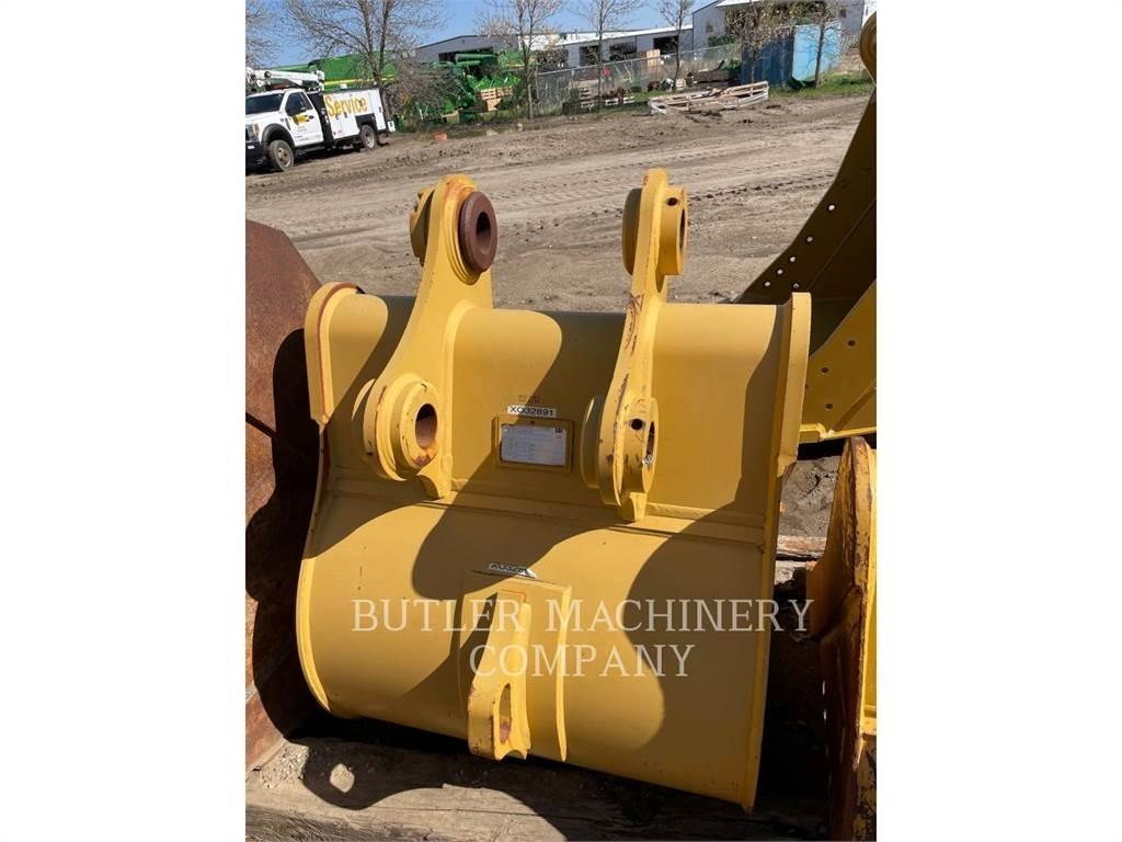 CAT 320 BUCKET Cucharones