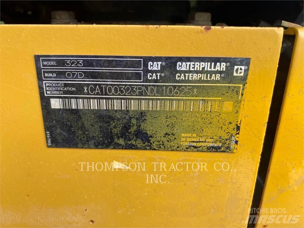 CAT 323 Excavadoras de cadenas
