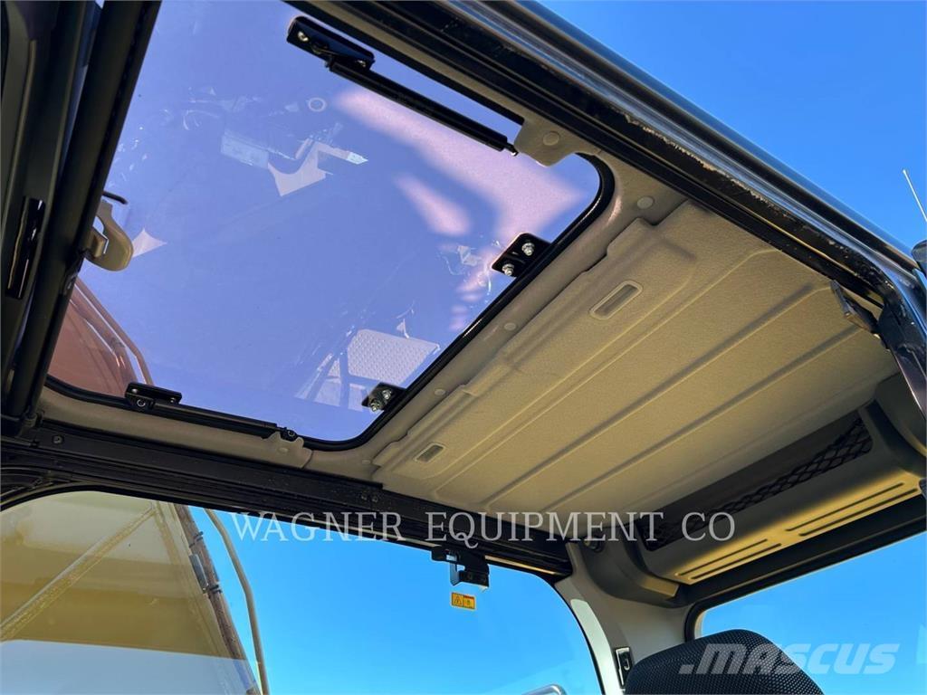 CAT 323 Excavadoras de cadenas