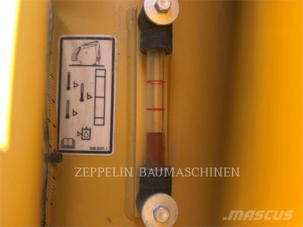 CAT 323-07B Excavadoras de cadenas