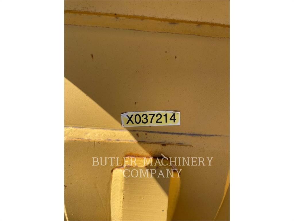 CAT 323 BUCKET Cucharones