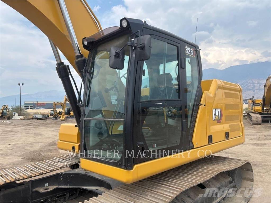 CAT 323 CF Excavadoras de cadenas