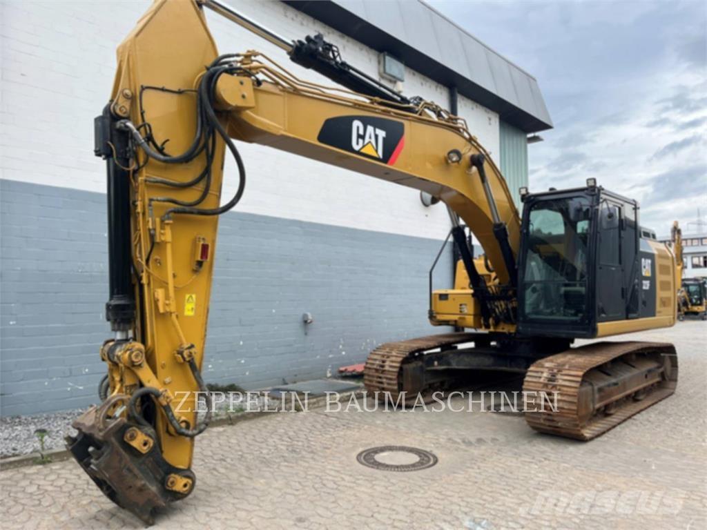 CAT 323FL Excavadoras de cadenas
