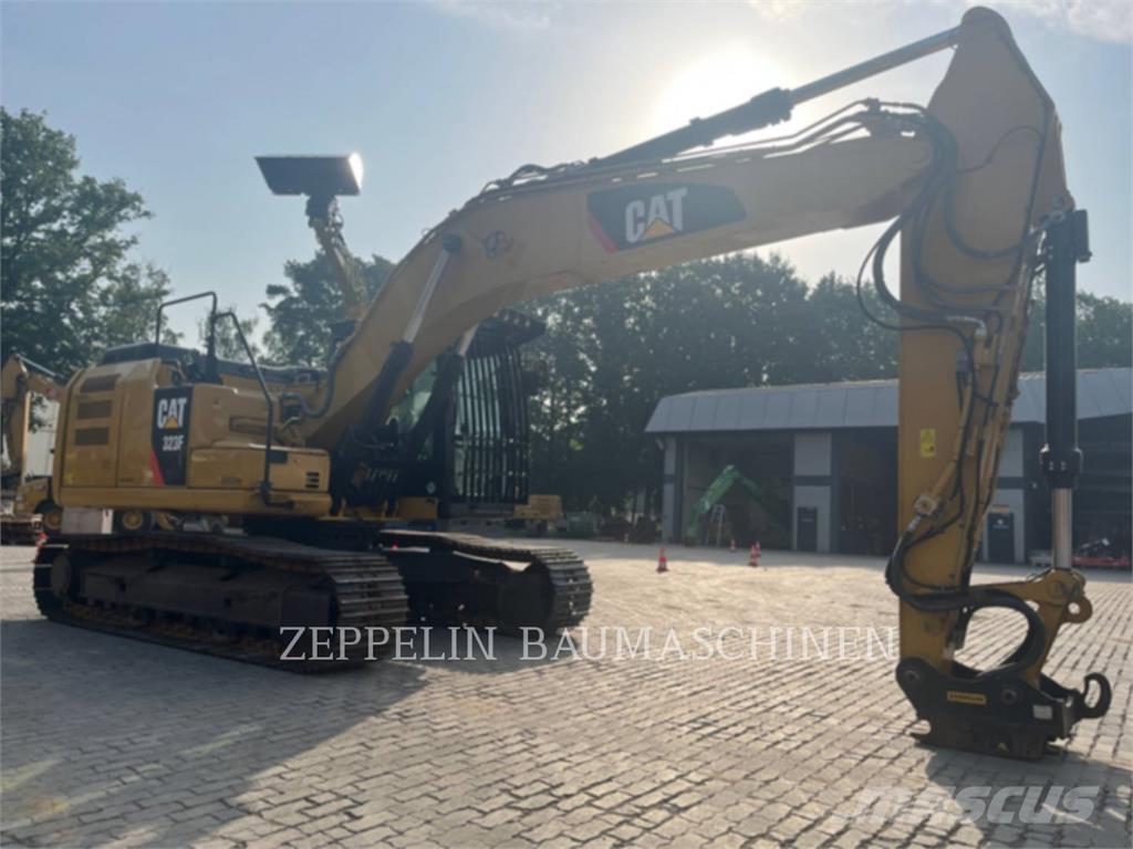 CAT 323FL Excavadoras de cadenas