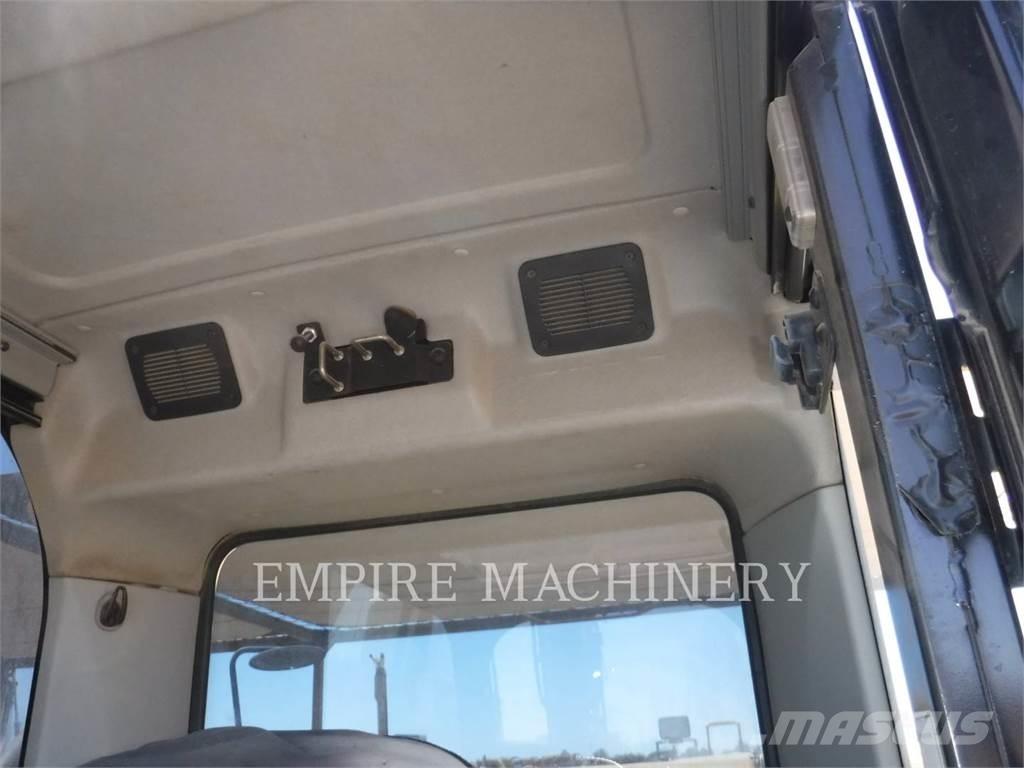 CAT 328DLCR Excavadoras de cadenas