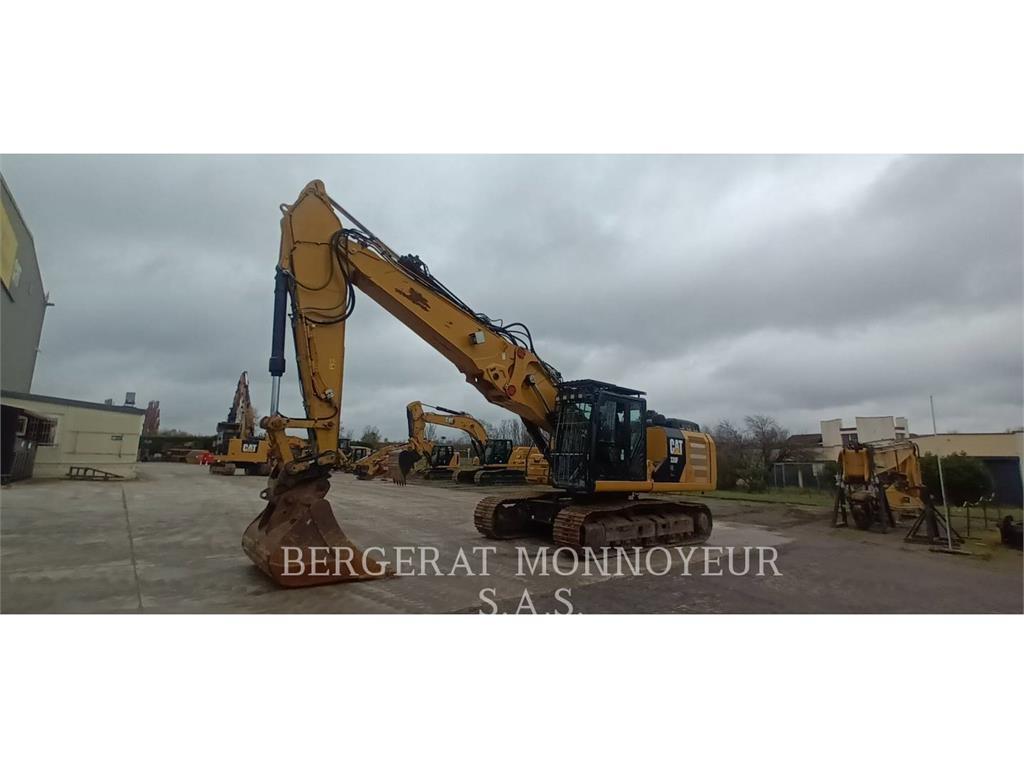 CAT 330F UHD Excavadoras de cadenas