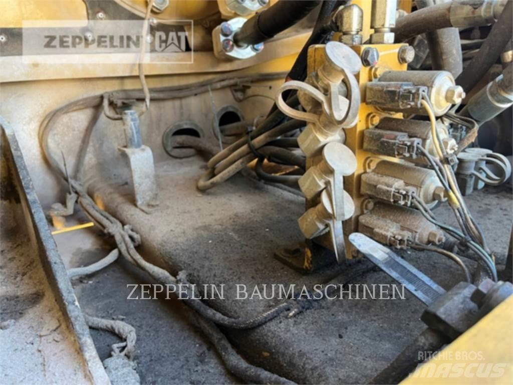 CAT 352FL Excavadoras de cadenas