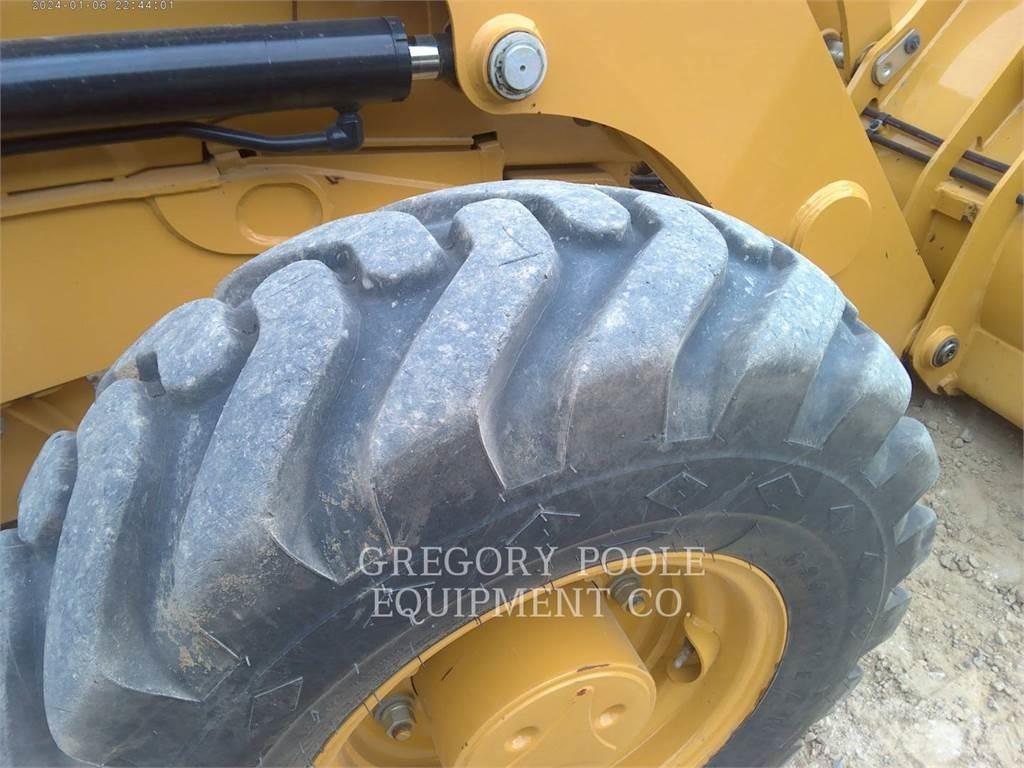 CAT 420-07 Retrocargadoras
