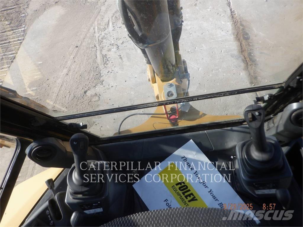 CAT 420-07 Retrocargadoras