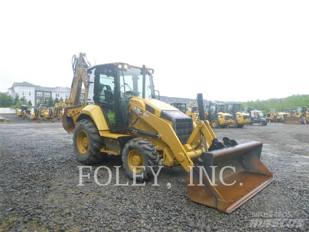 CAT 420-07XE Retrocargadoras