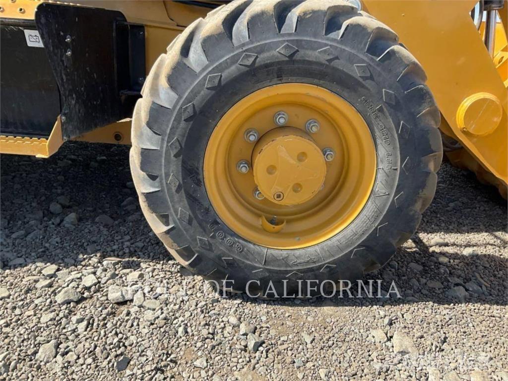 CAT 420-07XE Retrocargadoras