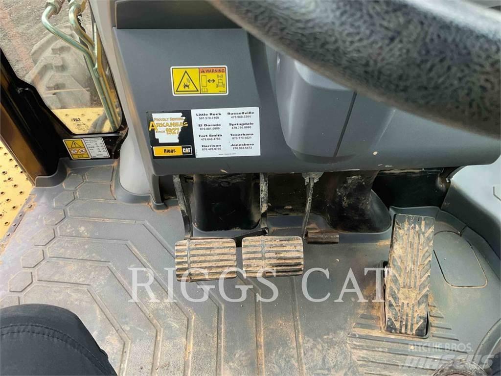 CAT 420 4AEM Retrocargadoras