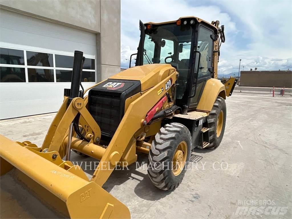 CAT 420 CF Retrocargadoras