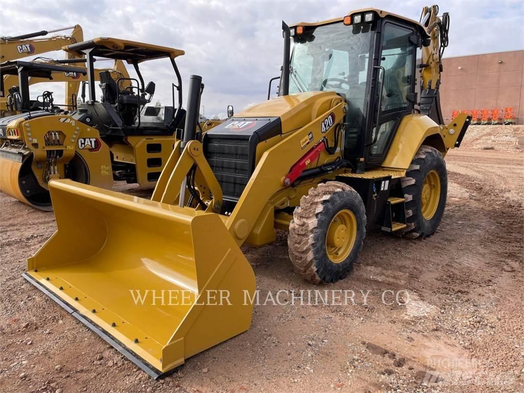 CAT 420 CF Retrocargadoras