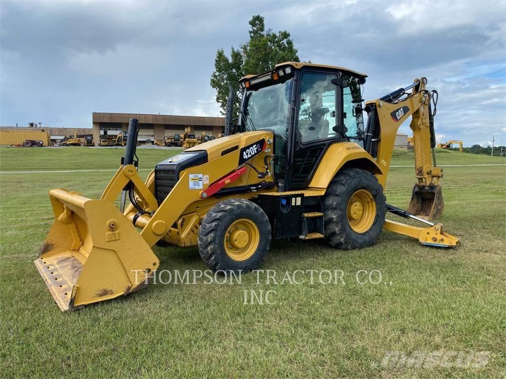 CAT 420 F 2 Retrocargadoras