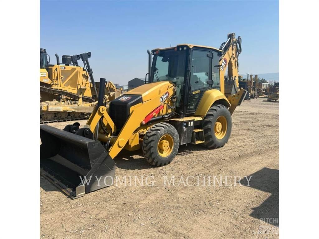 CAT 420 XE Retrocargadoras
