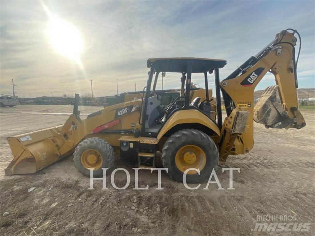 CAT 420F Retrocargadoras