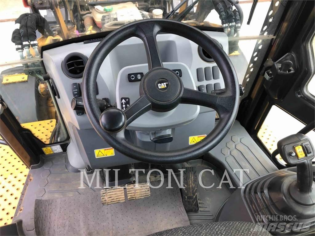 CAT 420F 2 IT Retrocargadoras