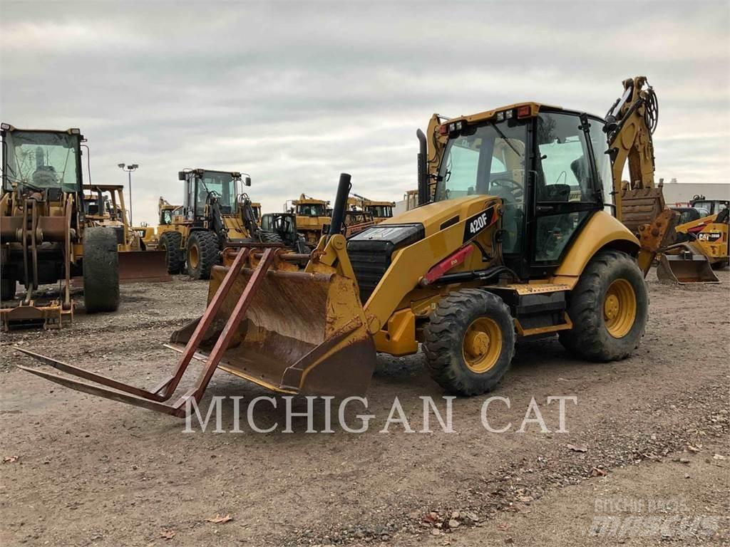 CAT 420F A Retrocargadoras