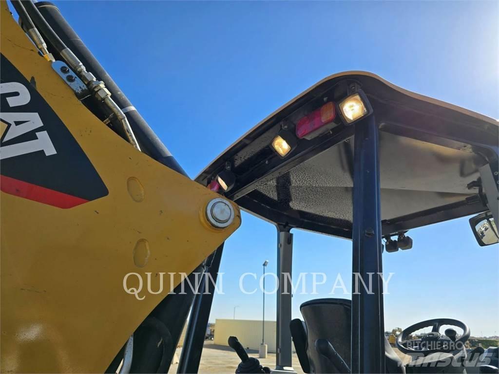 CAT 420F2 Retrocargadoras