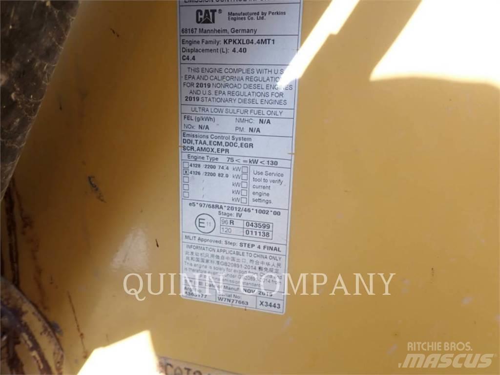 CAT 420F2 Retrocargadoras