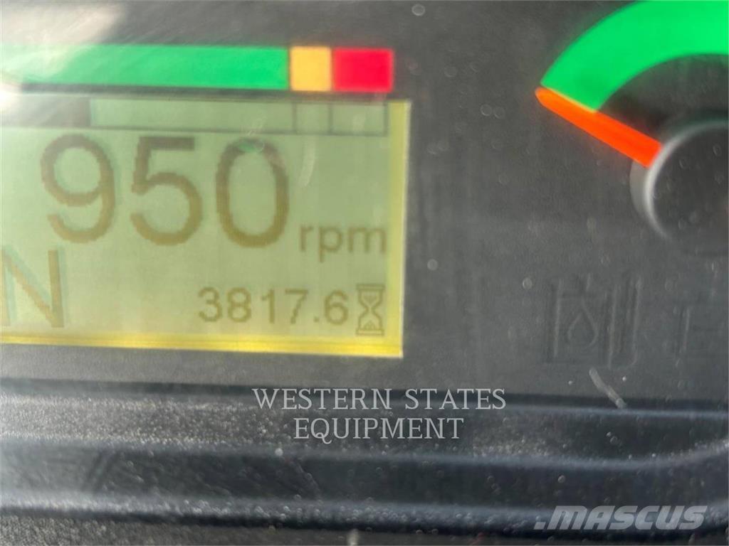 CAT 420F2 Retrocargadoras