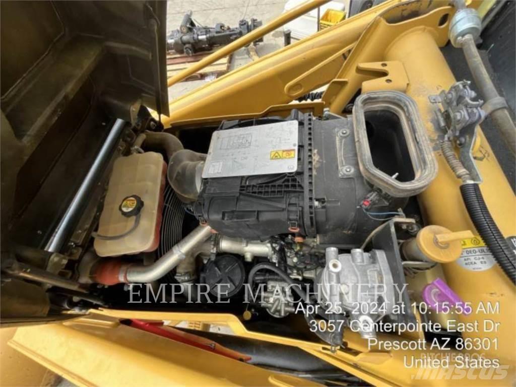 CAT 420F2 4EO Retrocargadoras