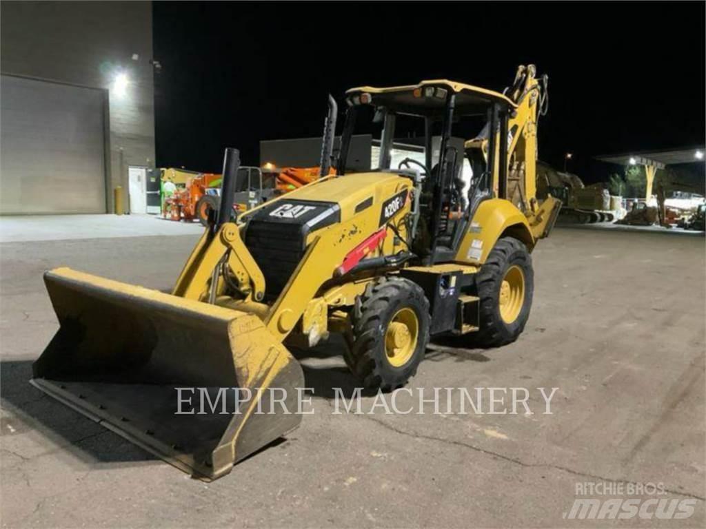 CAT 420F2 4EO Retrocargadoras