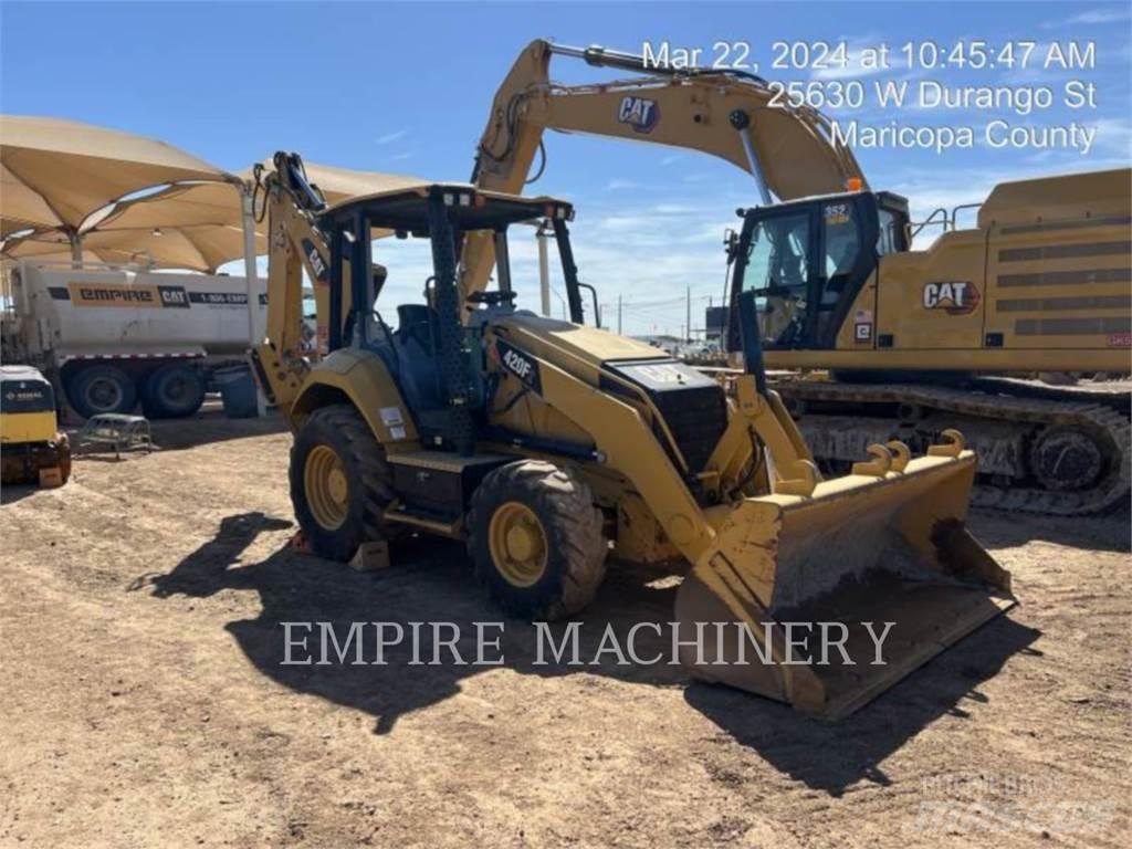 CAT 420F2 4EO Retrocargadoras
