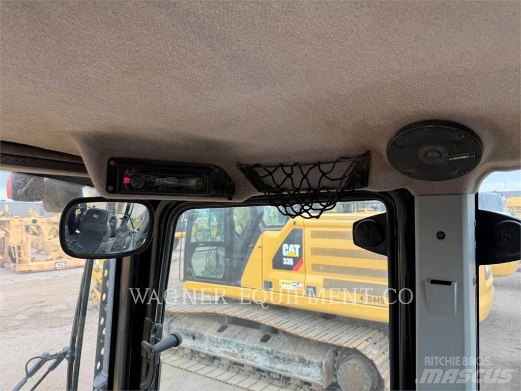 CAT 420F2 4WDE Retrocargadoras